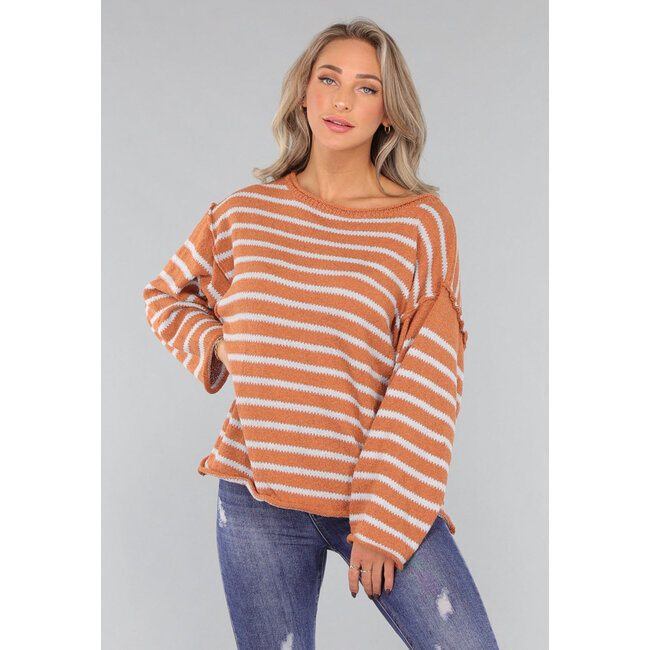 Gestreifter Pullover in Camel