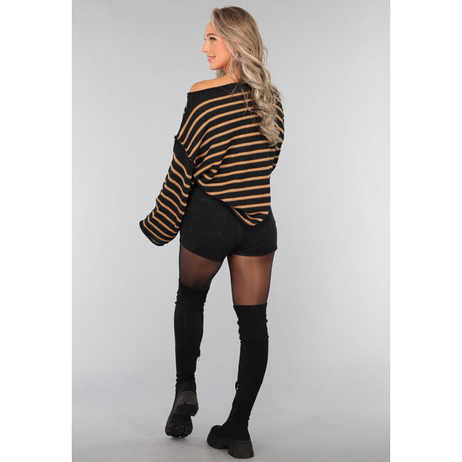 Schwarzer Pullover mit braunen Streifen