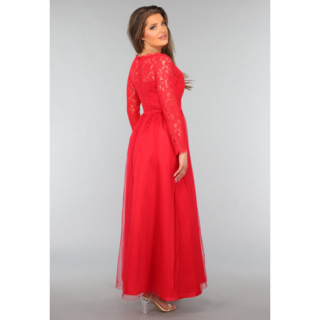 Rotes Tüllkleid mit Spitzenoberteil