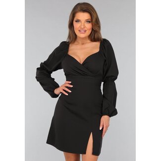 Schwarzes Skaterkleid mit Puffärmeln