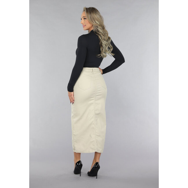 Schwarzes Cropped Top mit hohem Ausschnitt