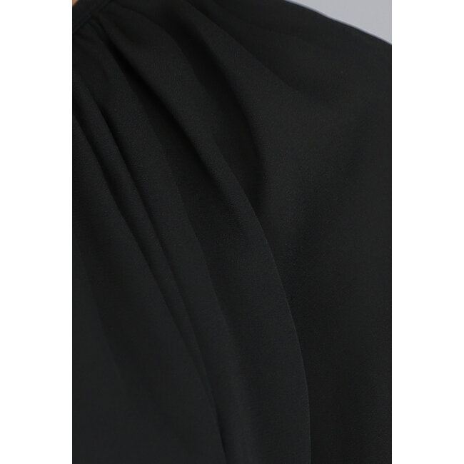 Schwarze Chiffonbluse mit Puffärmeln