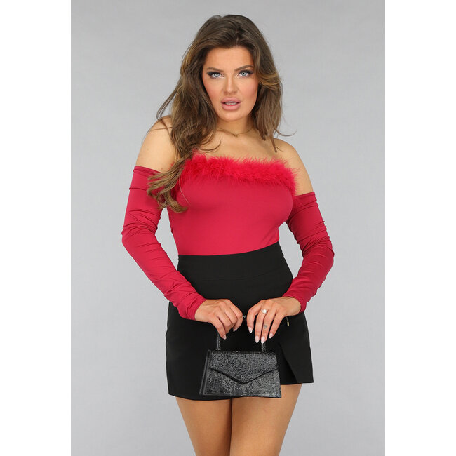 Bordeauxrotes Crop-Top mit Flaum