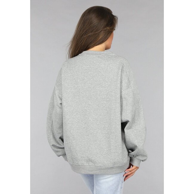 Grauer Pullover mit Rundhalsausschnitt in Übergröße