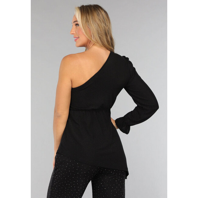 Schwarzes asymmetrisches Top mit Rüschenärmel