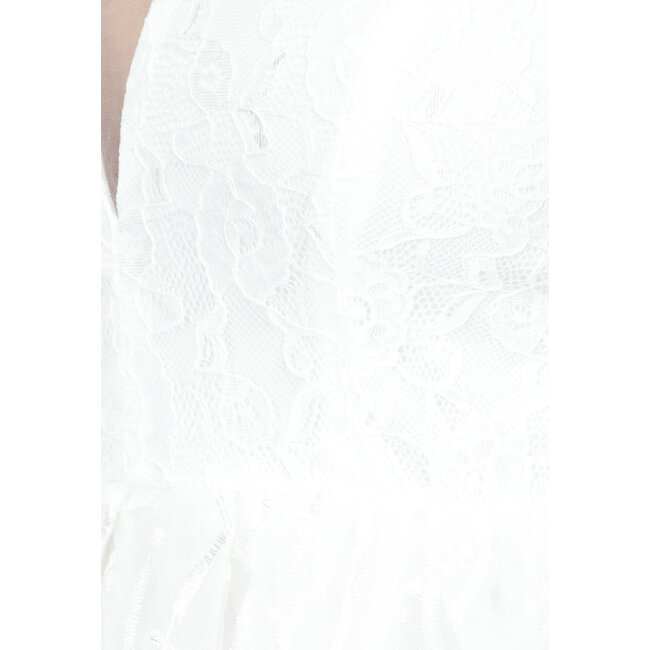 Weißes Brautkleid mit besticktem Rock