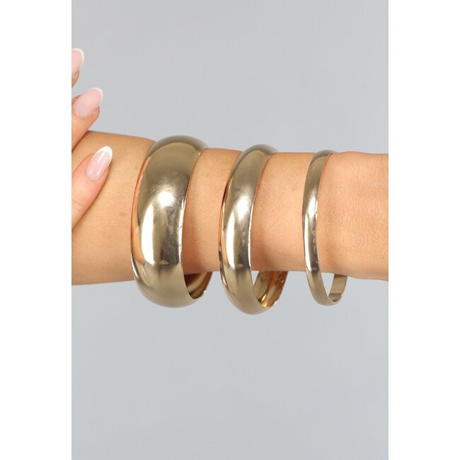 Dreiteilige goldfarbene Armreifen-Armbänder