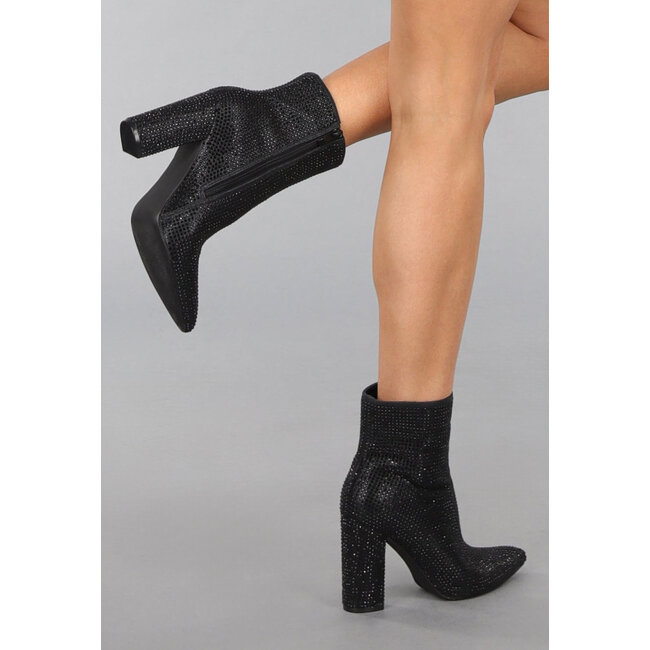 Glänzende schwarze Strassstiefel mit Blockabsatz