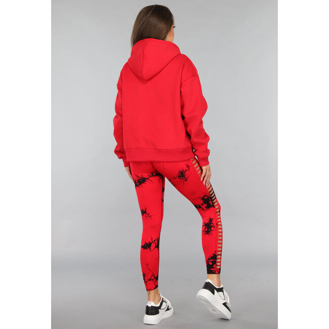 Rote Kapuzenstrickjacke in Übergröße