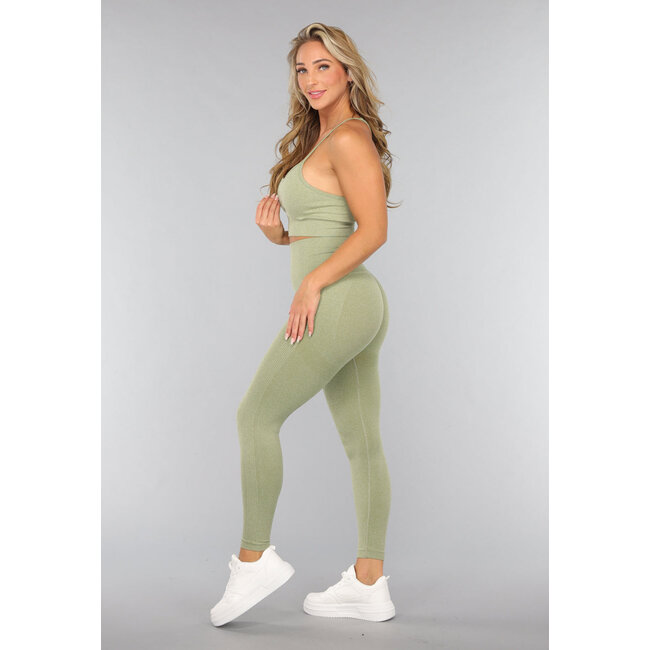 Grüner Sport-BH mit Scrunch