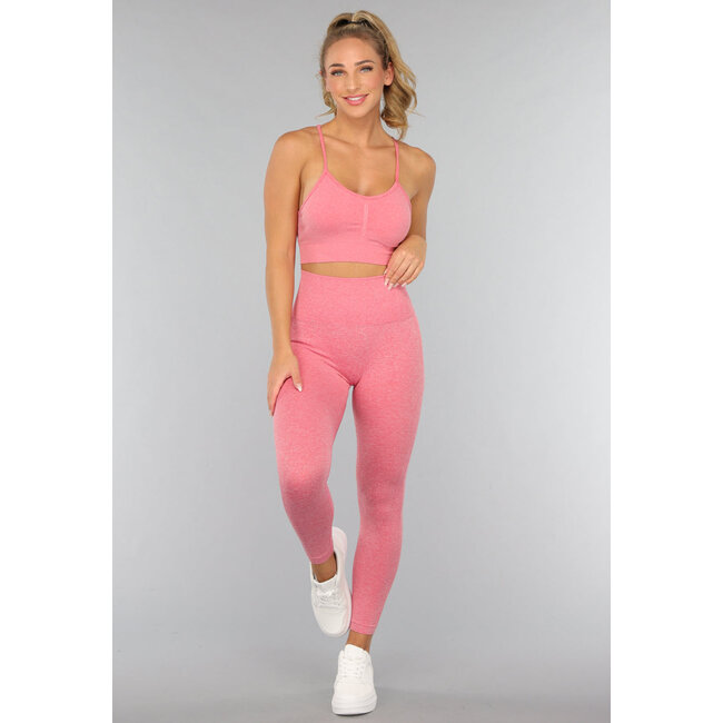 Korallenfarbenes Sporttop mit herausnehmbaren Pads