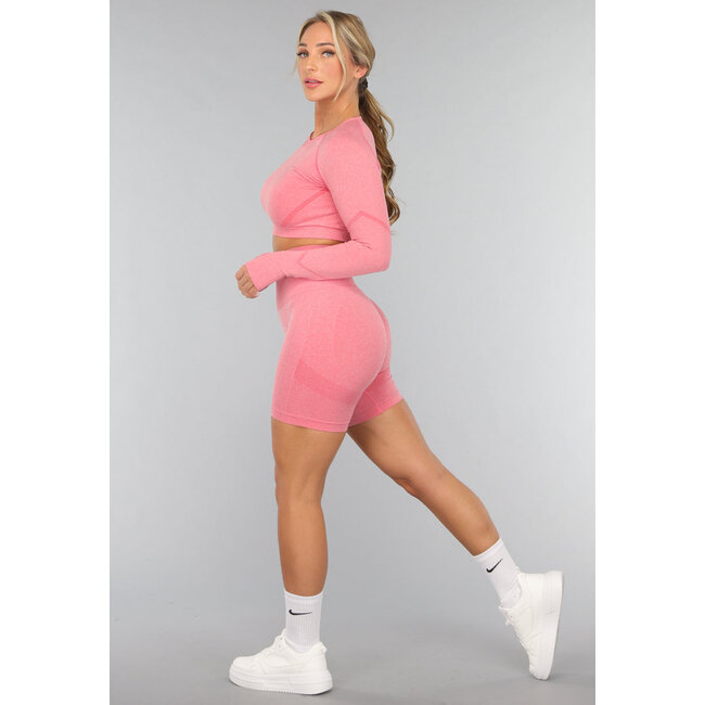 Korallenfarbenes Sporttop mit Daumenlöchern