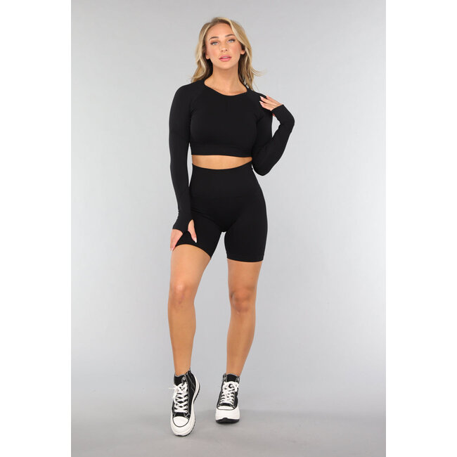 Schwarzes Langarm-Sporttop mit Daumenlöchern