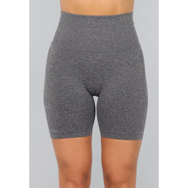 Graue Fitness-Shorts mit Scrunch