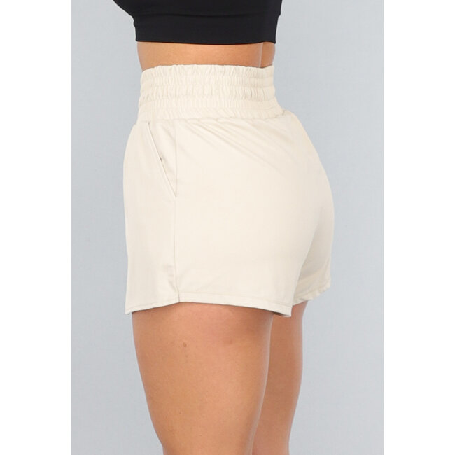 Beige Sportshorts mit Innenshorts
