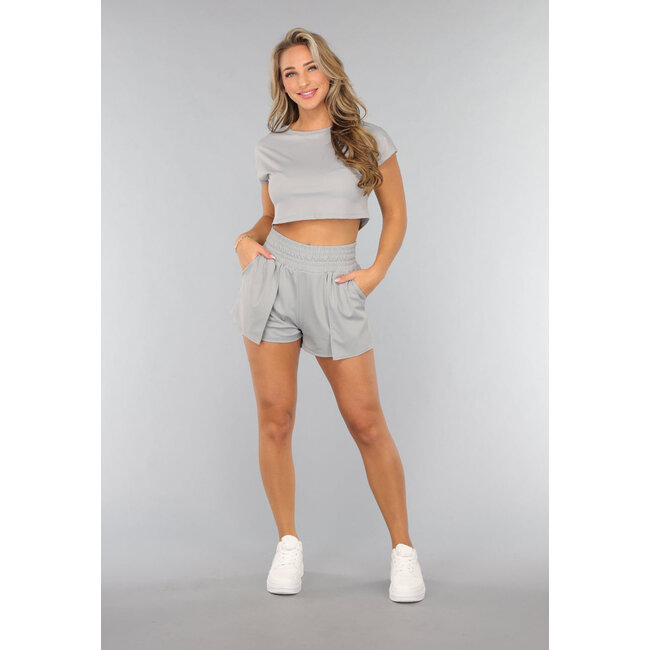 Graue kurze Sportshorts