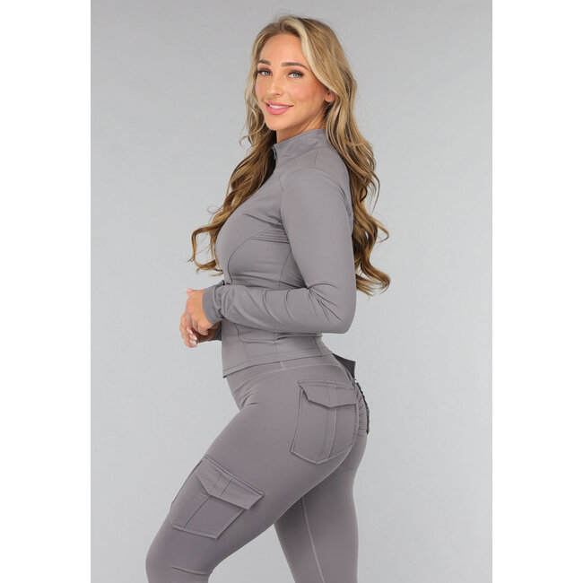Dunkelgraues Gymset mit Scrunch