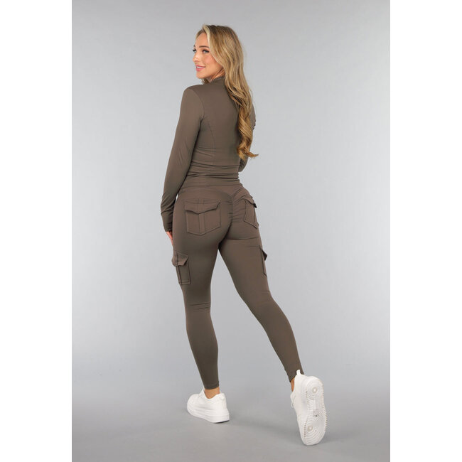 Dunkelbraunes Cargo Gymset mit Scrunch