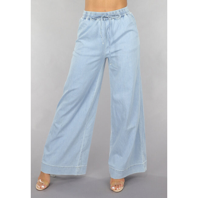 Weit geschnittene Jogger-Jeans mit elastischem Bund