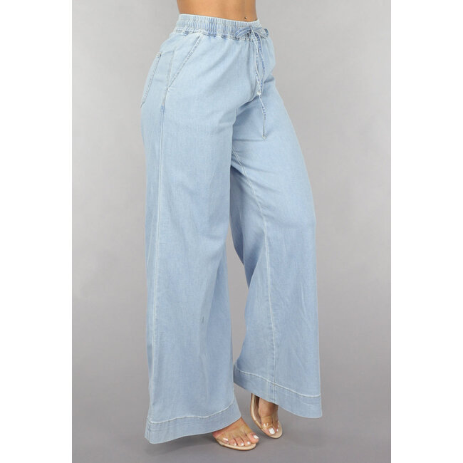 Weit geschnittene Jogger-Jeans mit elastischem Bund