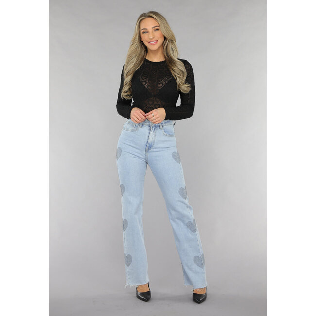 Straight Leg Jeans mit hoher Taille und Strassherzen
