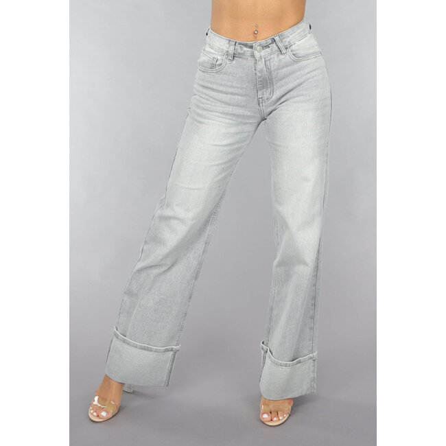Graue Jeans mit mittlerer Taille und umgeschlagenem geradem Bein
