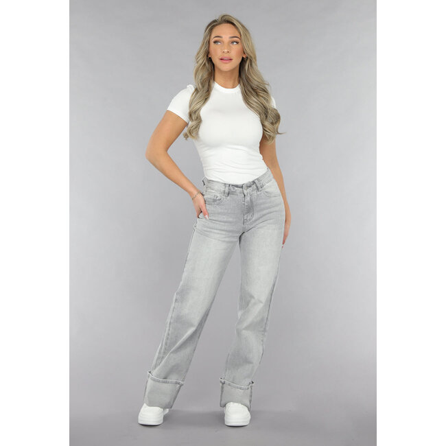 Graue Jeans mit mittlerer Taille und umgeschlagenem geradem Bein