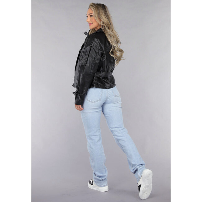 Schwarze Bikerjacke mit Gürtel Details