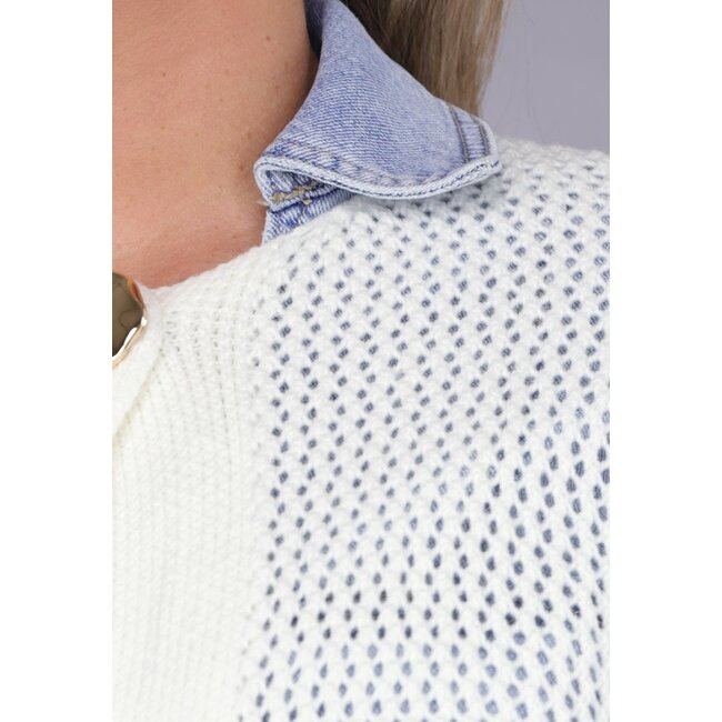 Lange Ecru-Strickjacke in Übergröße mit Strickoptik