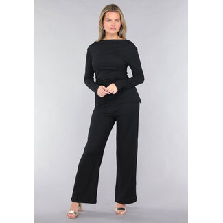 Schwarzes Co Ord Set aus gesmoktem Stoff