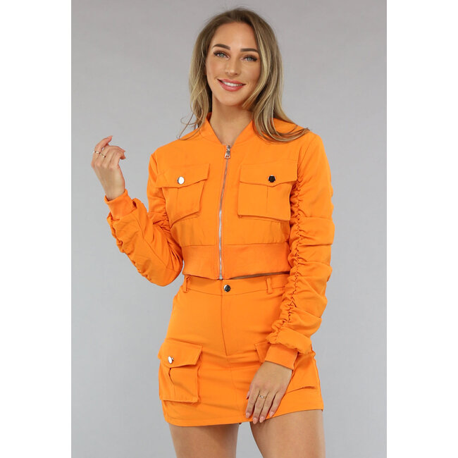 Orangefarbenes 2-teiliges Set mit Cargo-Taschen