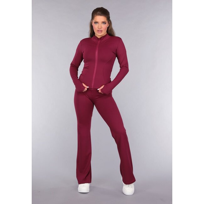 Burgunderfarbenes Flair-Sport-Set mit Weste