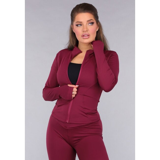 Burgunderfarbenes Flair-Sport-Set mit Weste