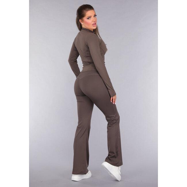 Braunes Fitness-Set mit Leggings mit hoher Taille