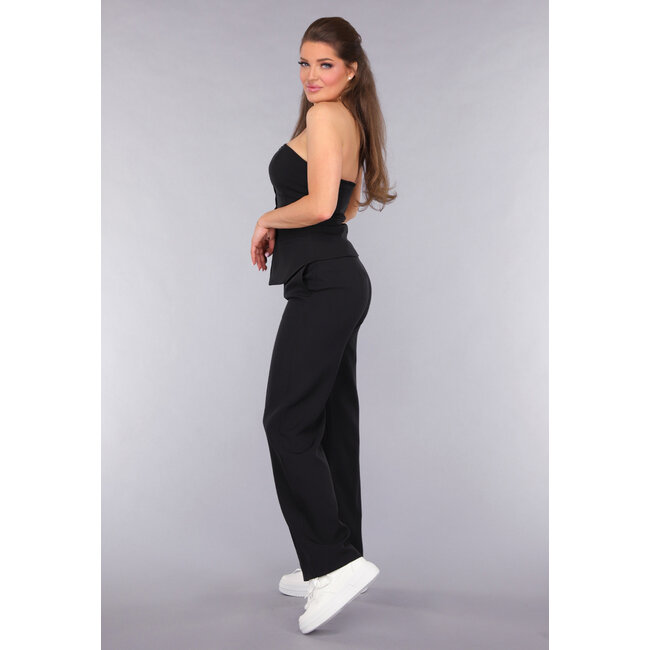 Blazeranzug mit trägerlosem Oberteil und Hose in Schwarz
