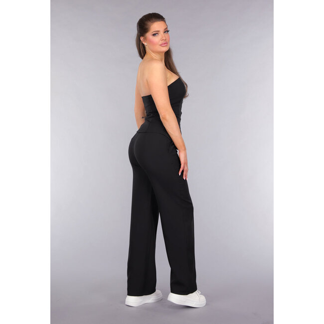 Blazeranzug mit trägerlosem Oberteil und Hose in Schwarz