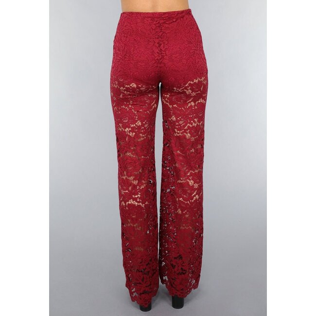 Durchsichtige Hose aus burgunderfarbener Spitze