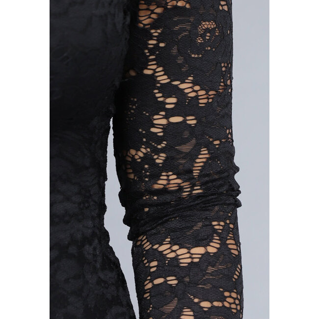 Schwarzes langärmeliges Spitzenkleid mit Pads und Unterkleid