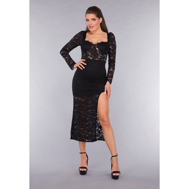 Langärmeliges Spitzenkleid mit Pads und Schlitz in Schwarz