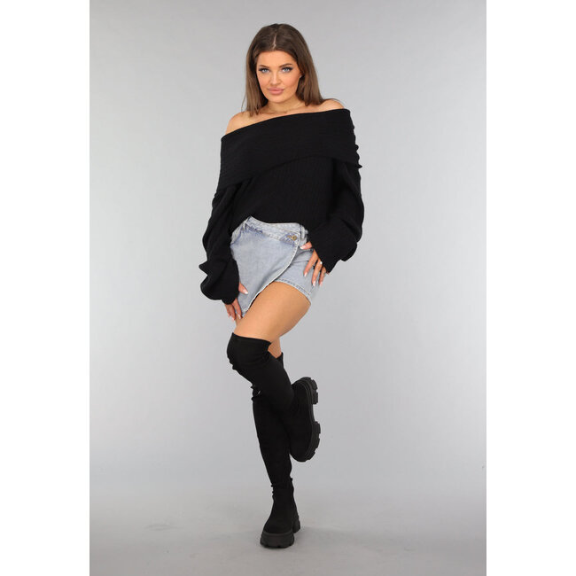 Hellblauer Denim-Skort mit Revers und schrägem Verschluss