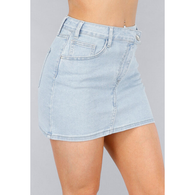 Denim-Stretch-Rock mit schrägem Verschluss