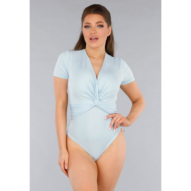 Twist Bodysuit in Hellblau mit kurzen Ärmeln und V-Ausschnitt