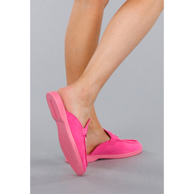 Bequeme rosa Wildlederstiefel mit flexibler Sohle und goldenem Detail