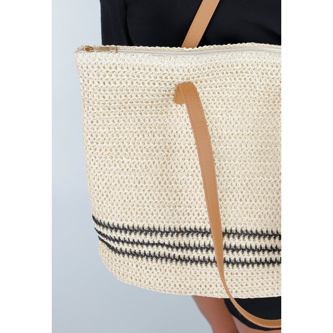 Naturfarbener geflochtener Shopper mit Ledergriffen und schwarzen Streifendetails