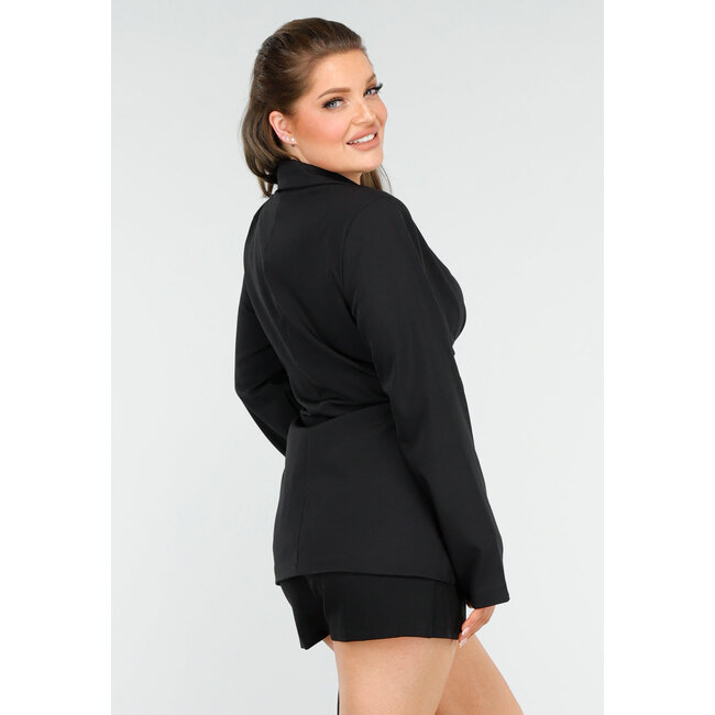 Eleganter, maßgeschneiderter schwarzer Blazer mit Gürtel und goldfarbener Schnalle