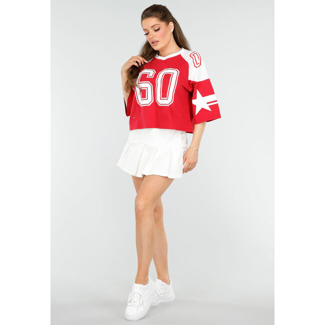 Sportliches rotes Baseball T-Shirt mit Stern