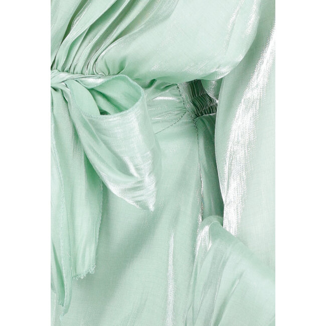 Schickes mintgrünes Kleid mit Schleife und Puffärmeln