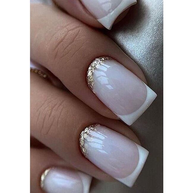 French Manicure Kunstnägel Weißer Tip mit goldener Glitzerlinie