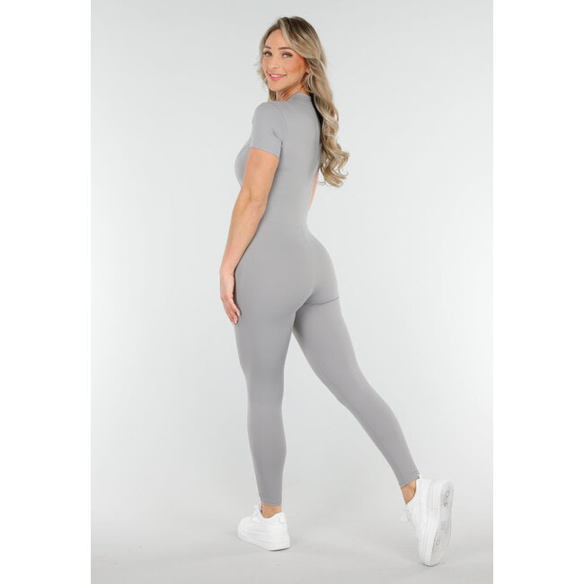 Taillierter grauer Stretch-Sport-Overall mit kurzen Ärmeln und Reißverschluss