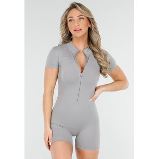 Grauer Sport-Spielanzug mit Stretch